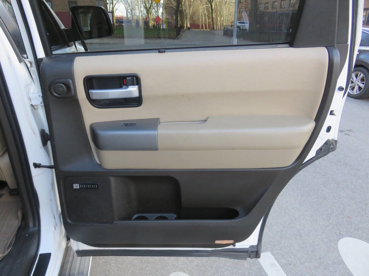 Used 2011 Toyota Sequoia Limited image 35