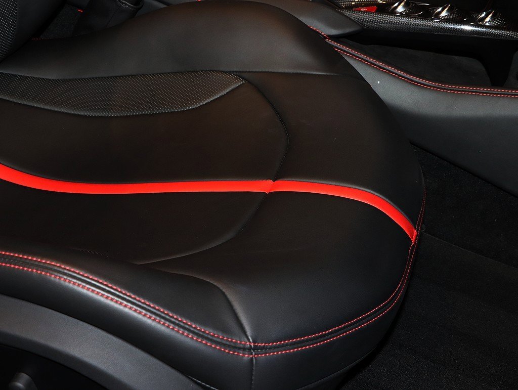 Certified 2023 Ferrari F8 Tributo image 33