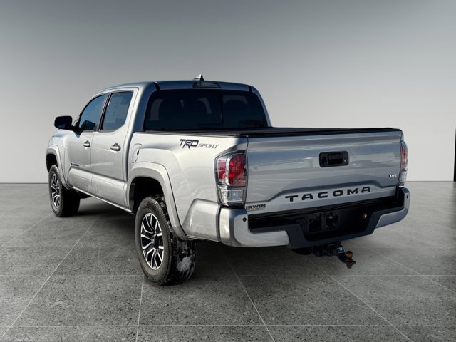 Used 2020 Toyota Tacoma TRD Sport image 3