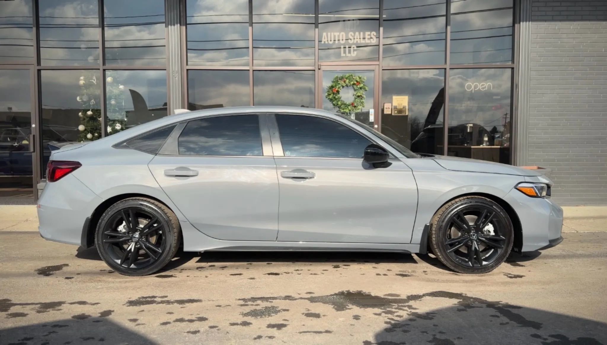 Used 2025 Honda Civic Si image 2