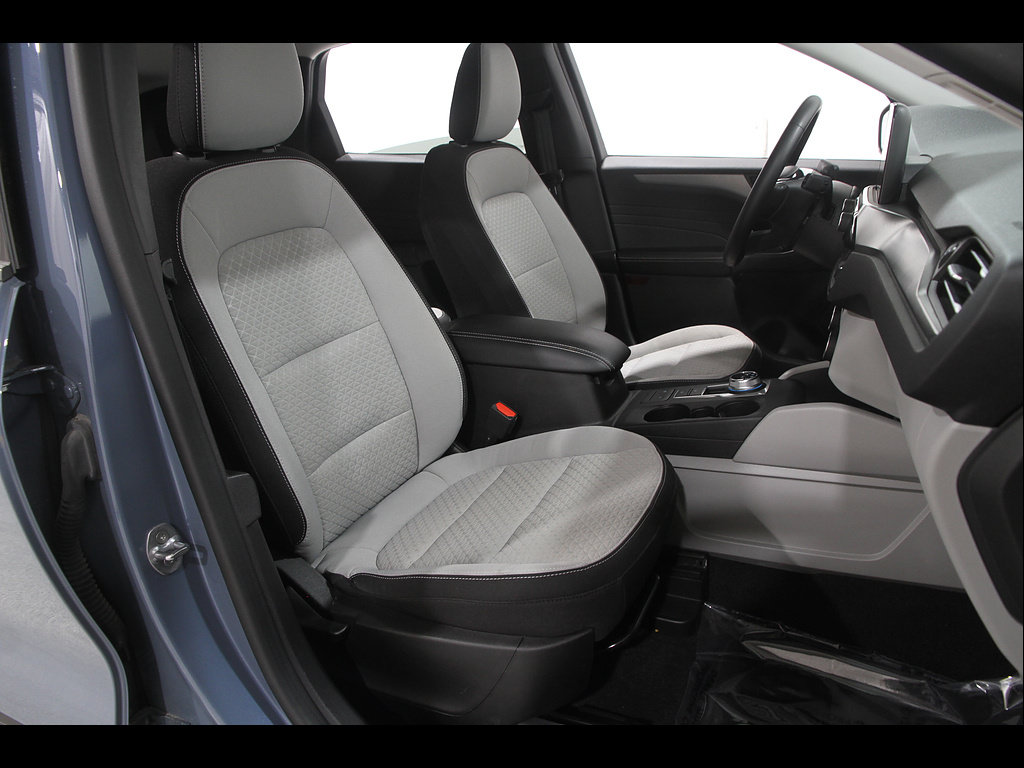 Used 2023 Ford Escape Active AWD/4WD image 16