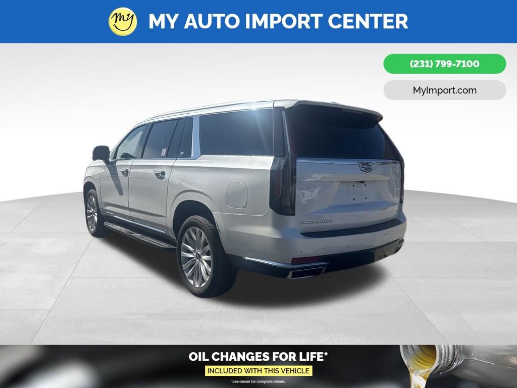 Used 2022 Cadillac Escalade ESV Luxury image 5