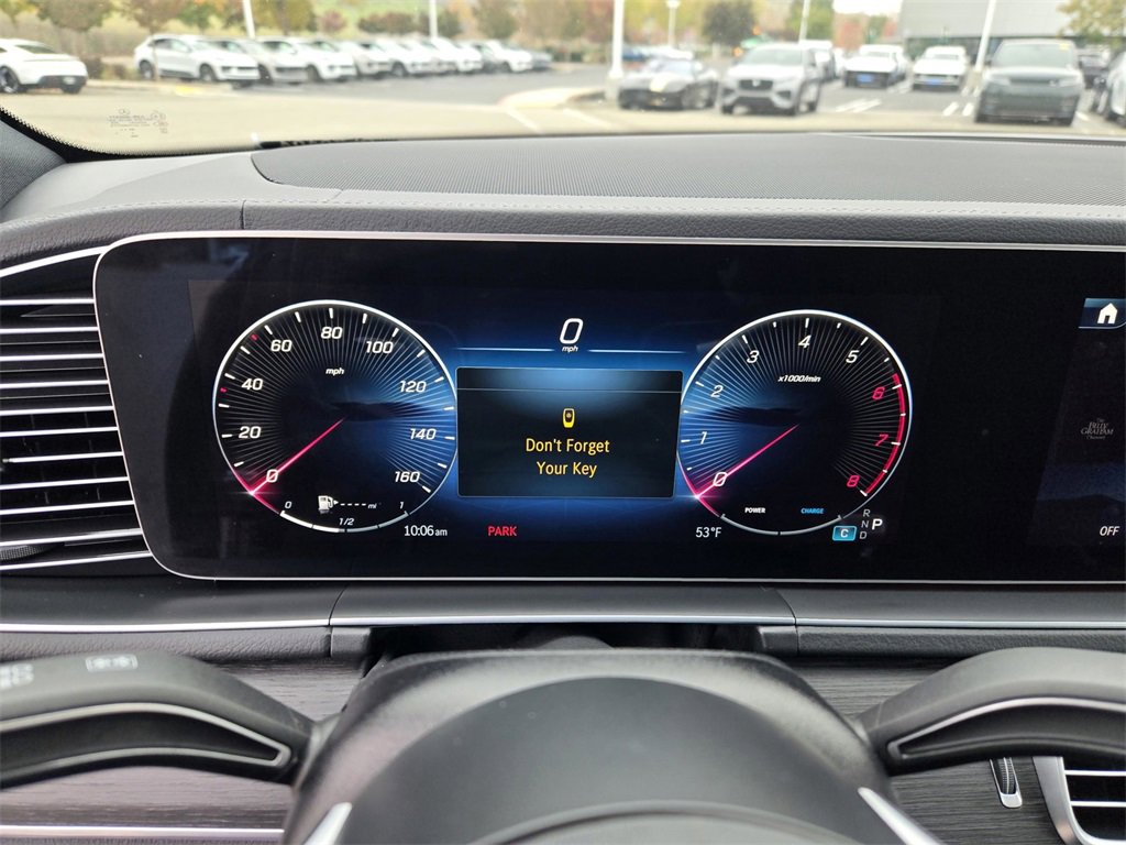 Used 2025 Mercedes-Benz GLS 450 4MATIC image 25