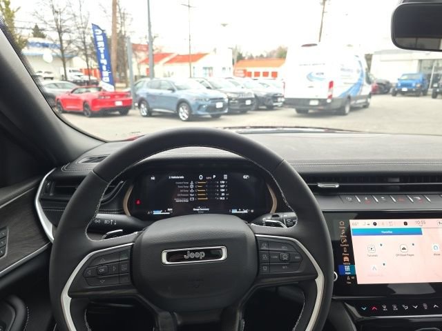 New 2026 Jeep Grand Cherokee Limited image 14