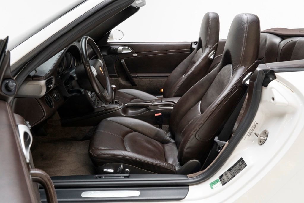 Used 2006 Porsche 911 Carrera image 18