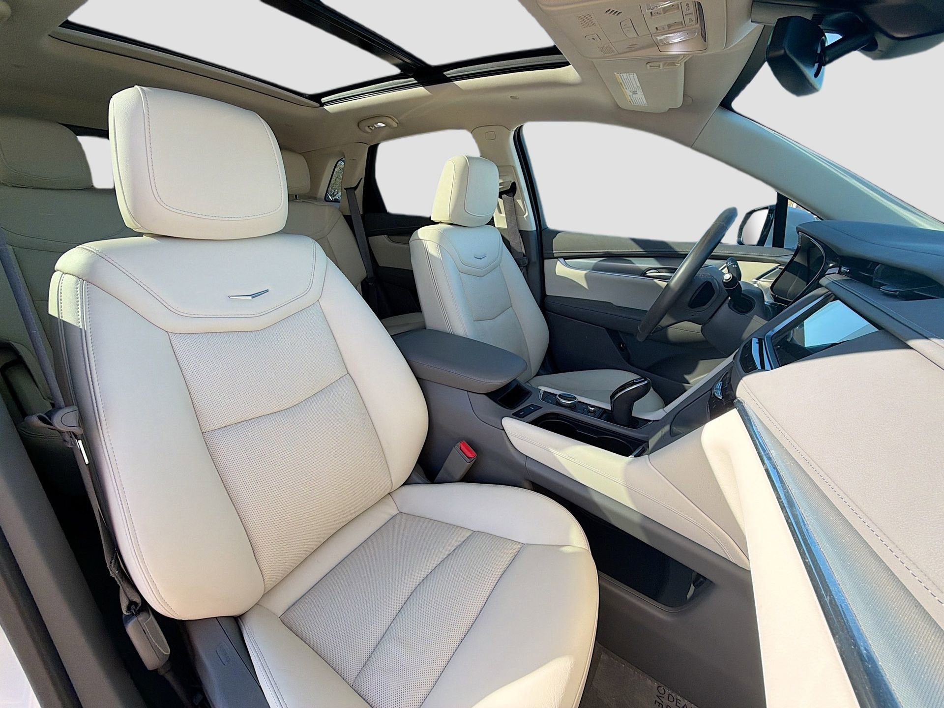 Used 2021 Cadillac XT5 Premium Luxury image 16