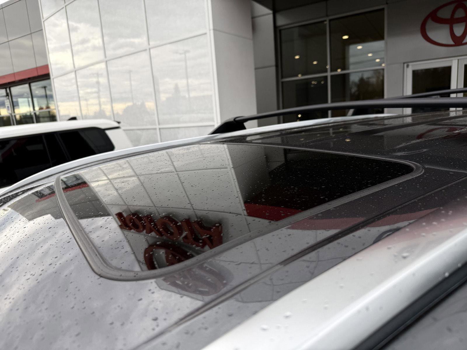 Certified 2020 Toyota Highlander XLE image 8