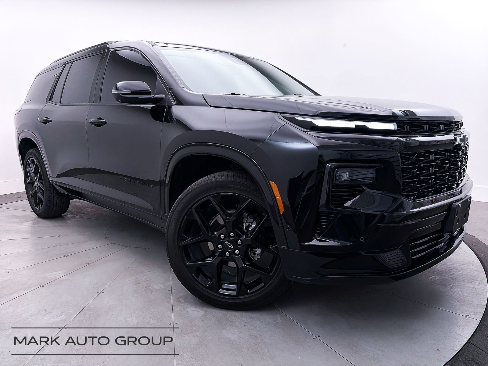 Used 2024 Chevrolet Traverse RS