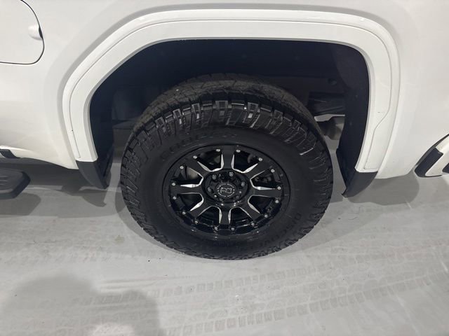 Used 2020 GMC Sierra 1500 AT4 w/ AT4 Premium Package AWD/4WD image 34