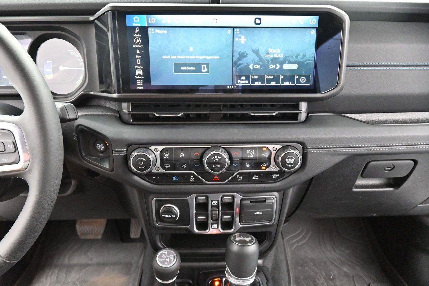 Used 2024 Jeep Wrangler High Altitude AWD/4WD image 21