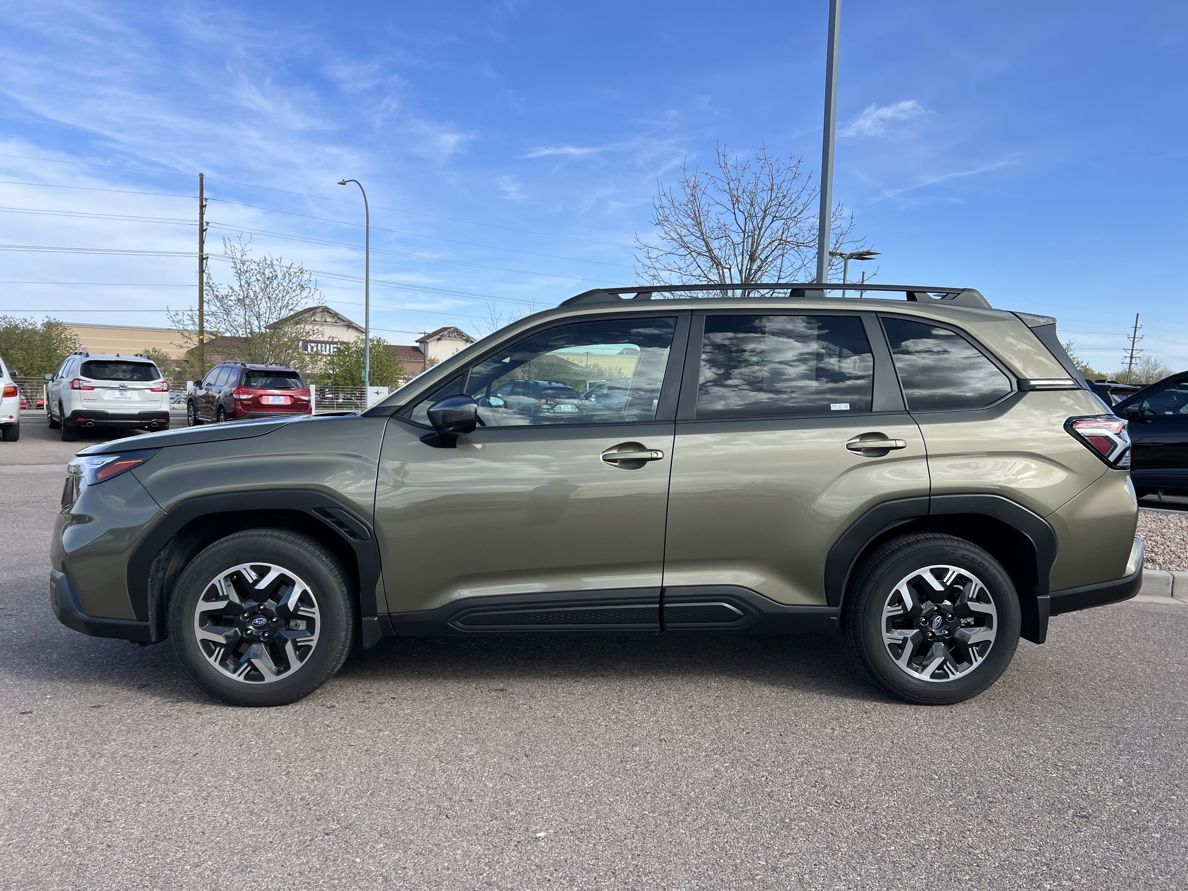 Used 2025 Subaru Forester Premium image 15