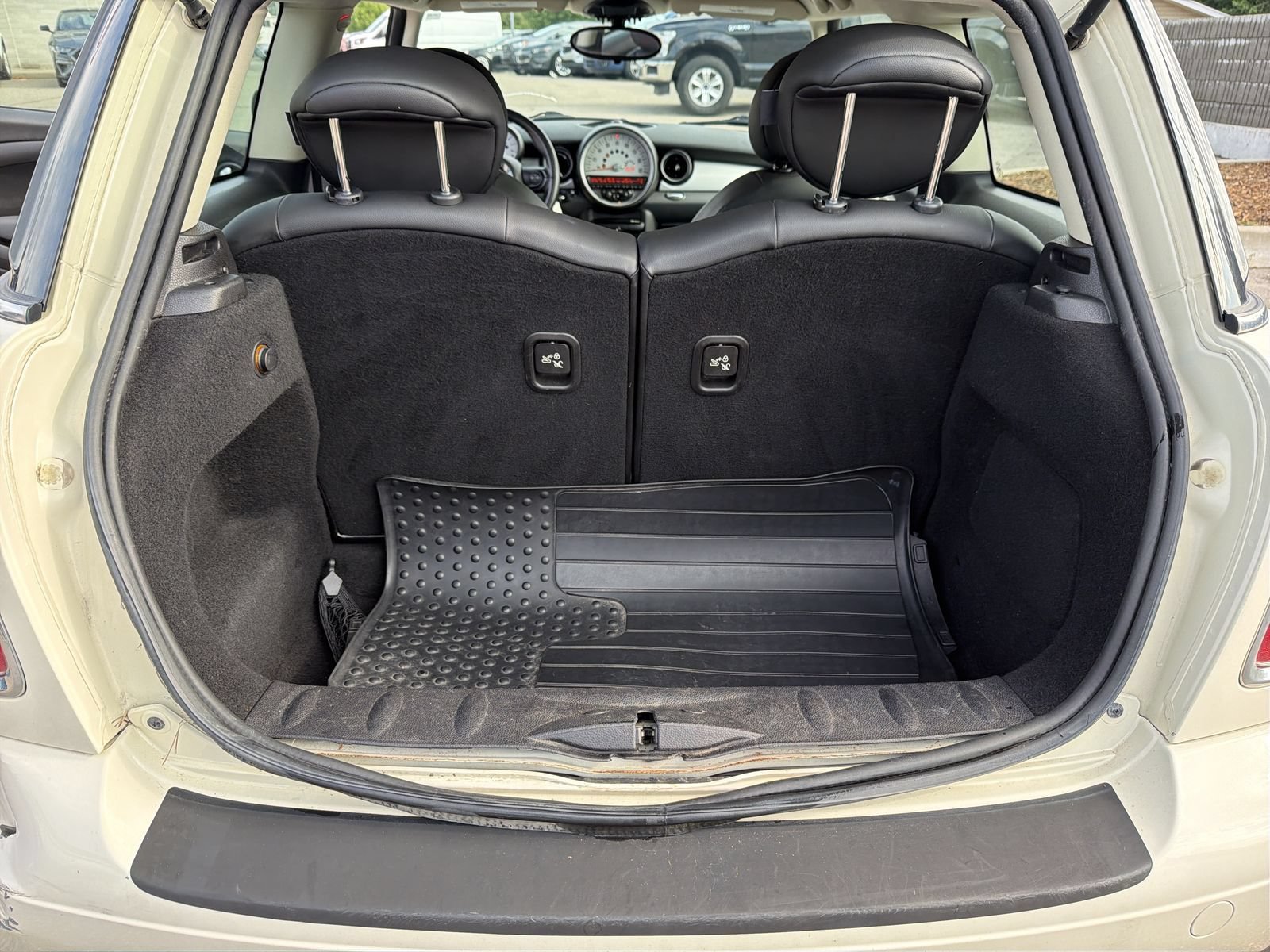 Used 2011 MINI Cooper Hardtop FWD image 33