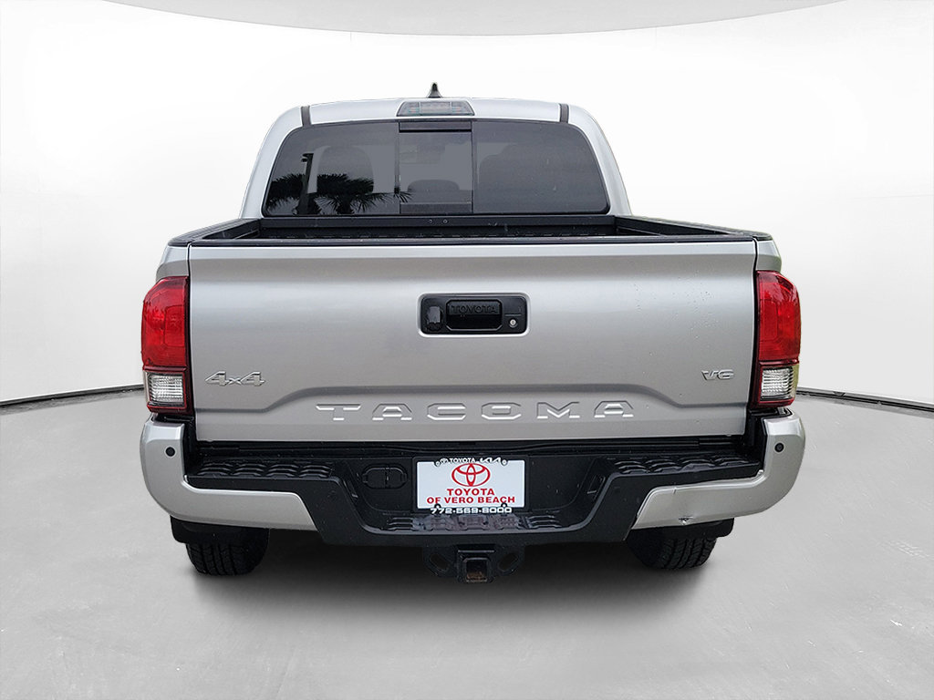 Certified 2023 Toyota Tacoma SR5 AWD/4WD image 5