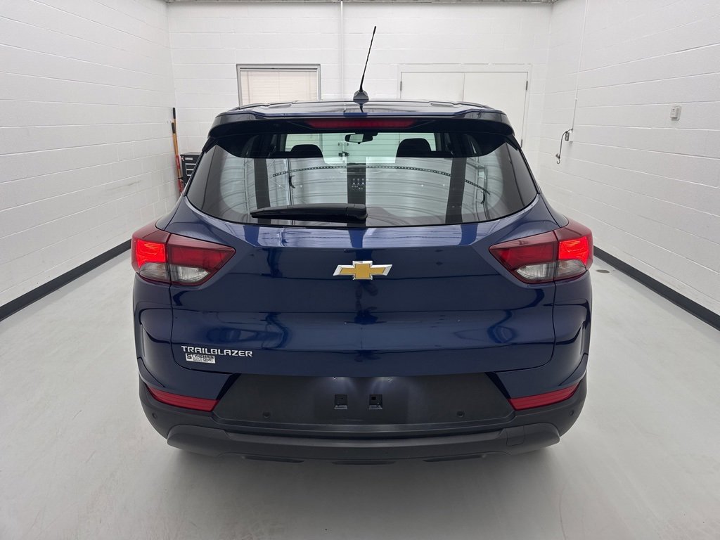 Used 2022 Chevrolet TrailBlazer LS image 8