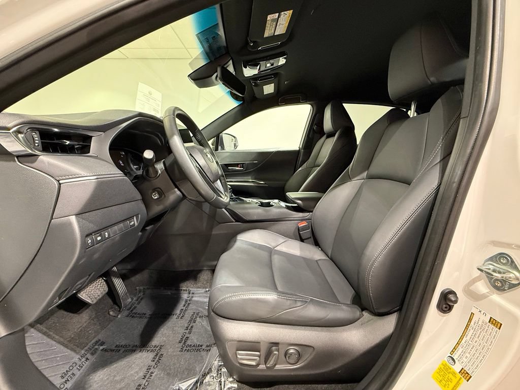 Certified 2024 Toyota Venza Nightshade AWD/4WD image 13
