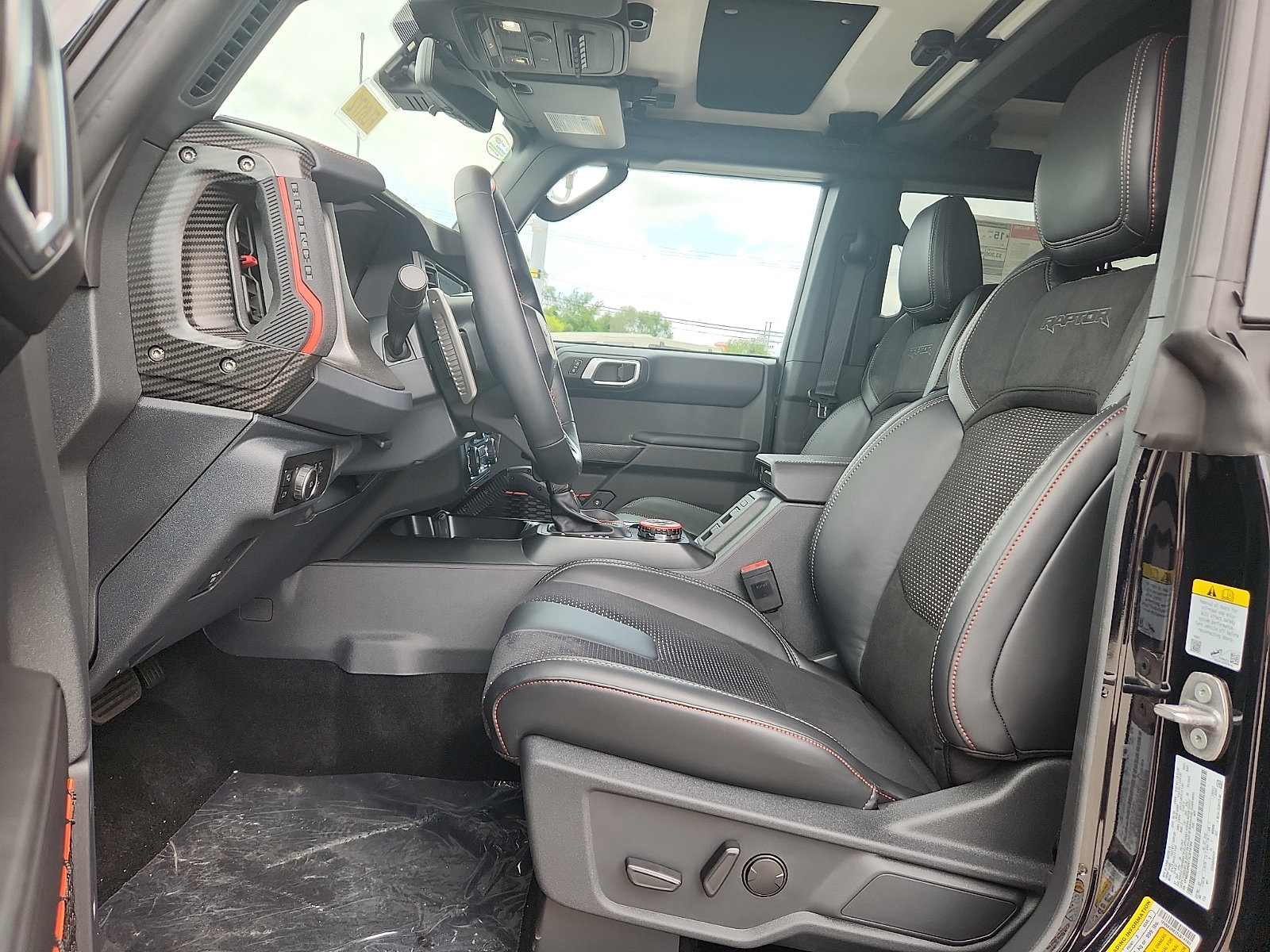 New 2026 Ford Bronco Raptor w/ Interior Carbon Fiber Pack AWD/4WD image 9