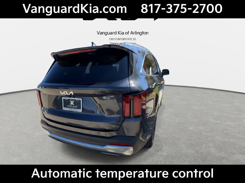 Used 2026 Kia Sorento S w/ S Panoramic Sunroof Package FWD image 8