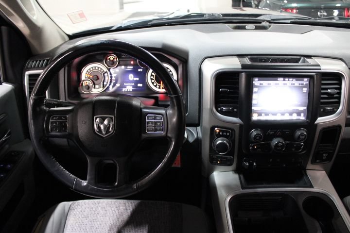 Used 2017 RAM 1500 Big Horn AWD/4WD image 30