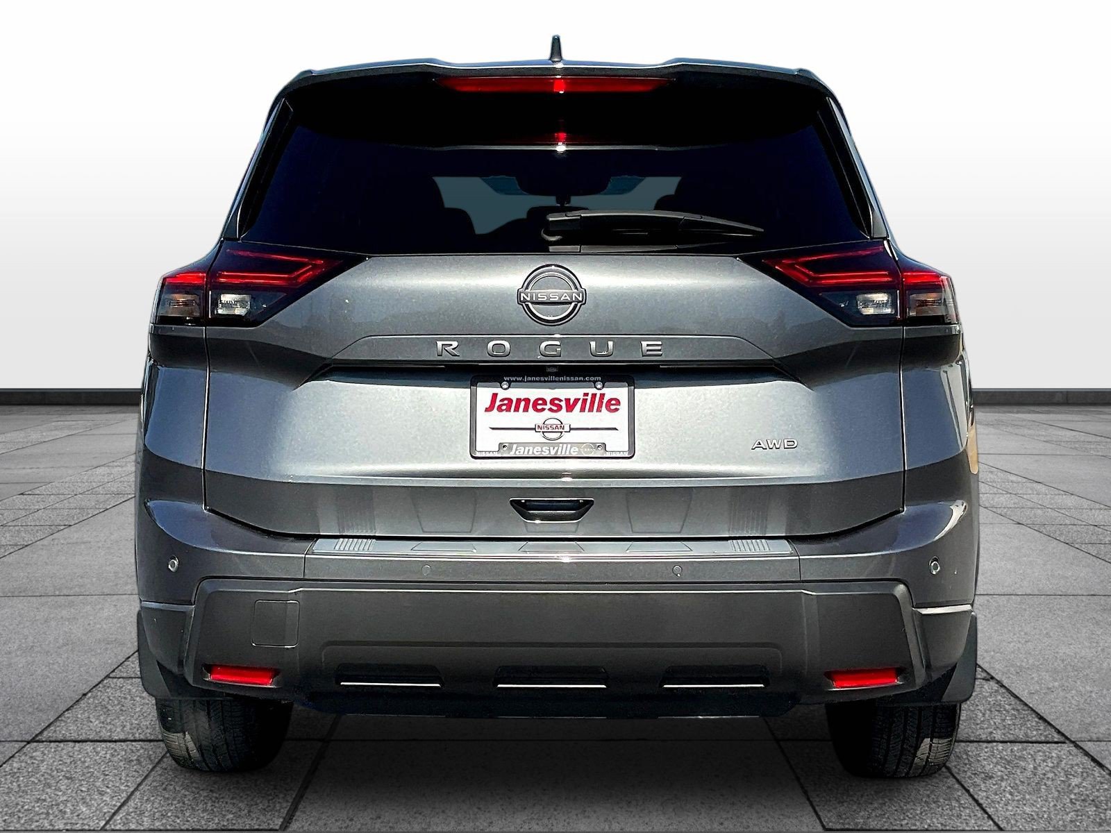 Used 2024 Nissan Rogue S AWD/4WD image 6