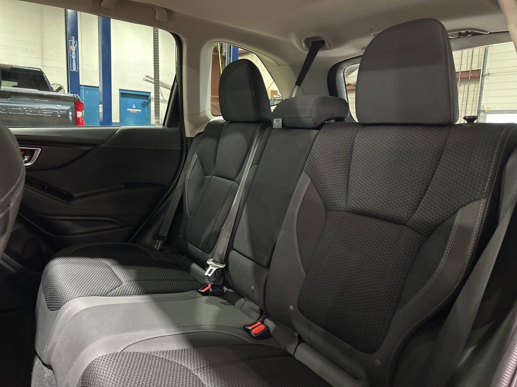 Used 2023 Subaru Forester Premium image 38
