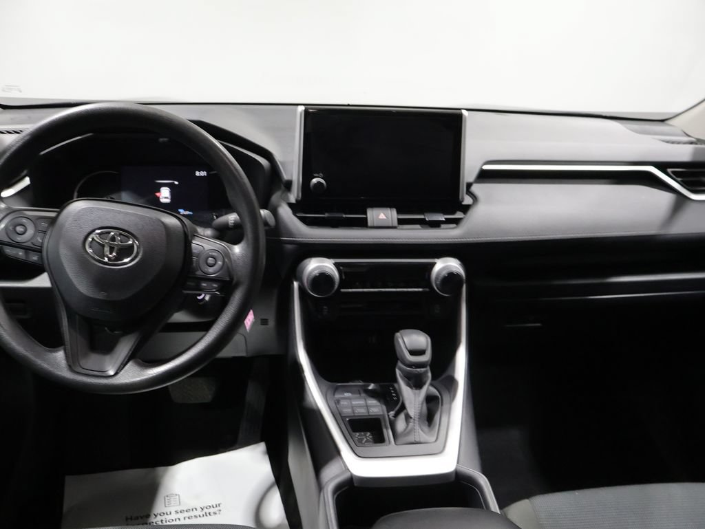 Used 2025 Toyota RAV4 LE AWD/4WD image 17