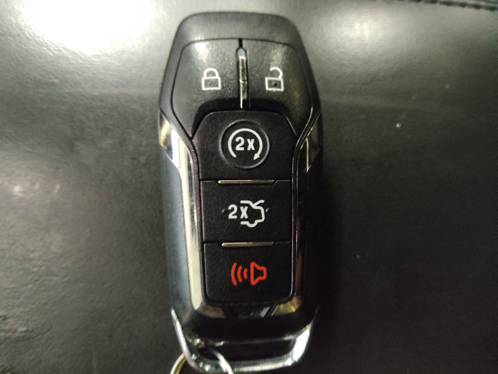 Used 2017 Lincoln MKC Premiere FWD image 32