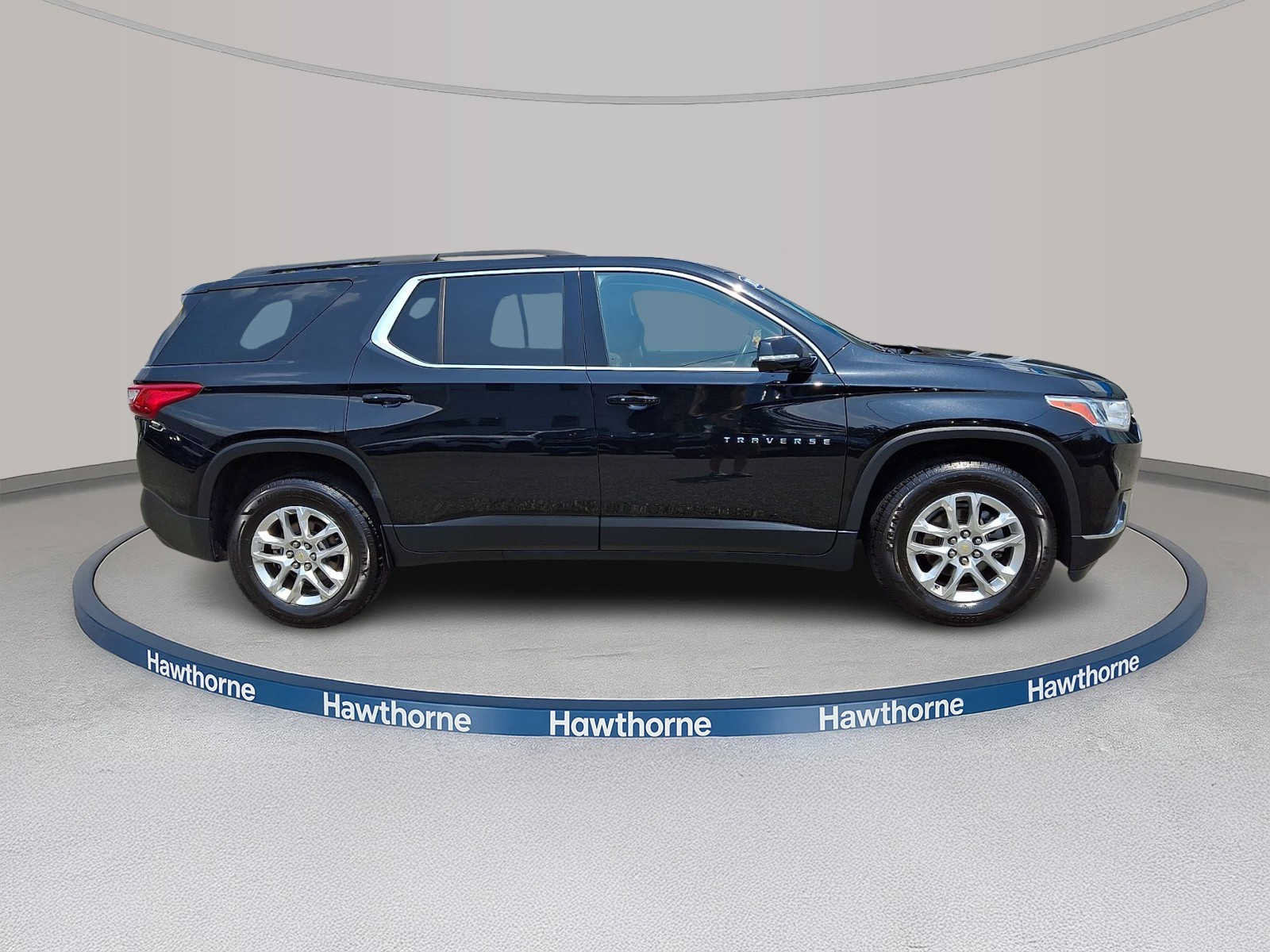 Used 2020 Chevrolet Traverse LT w/ Driver Confidence II Package AWD/4WD image 7
