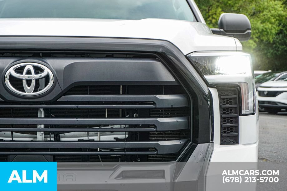 Used 2023 Toyota Tundra SR AWD/4WD image 12