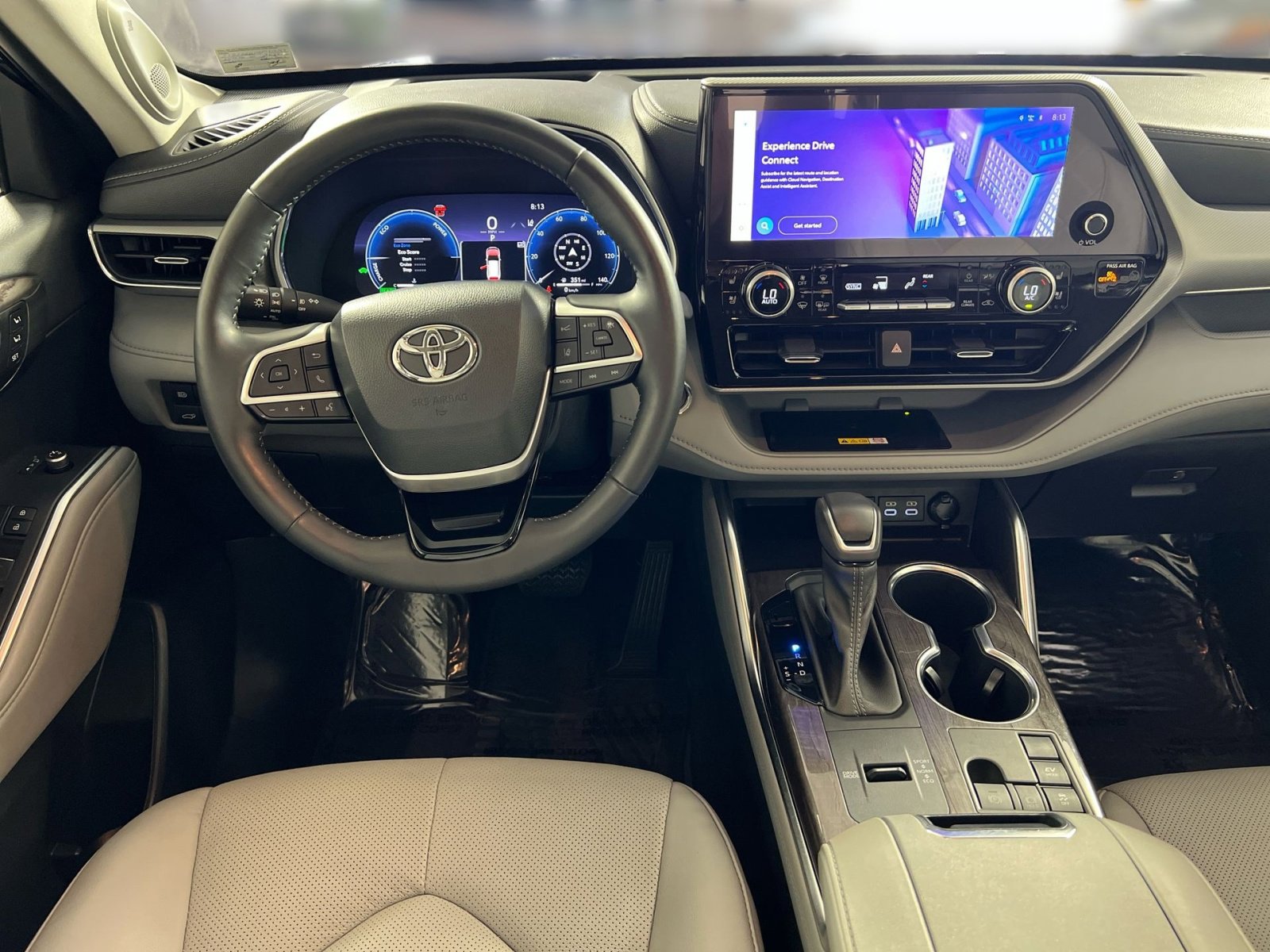 Used 2023 Toyota Highlander Platinum image 23