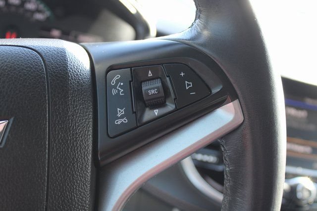 Used 2022 Chevrolet Trax LT w/ LT Convenience Package FWD image 29