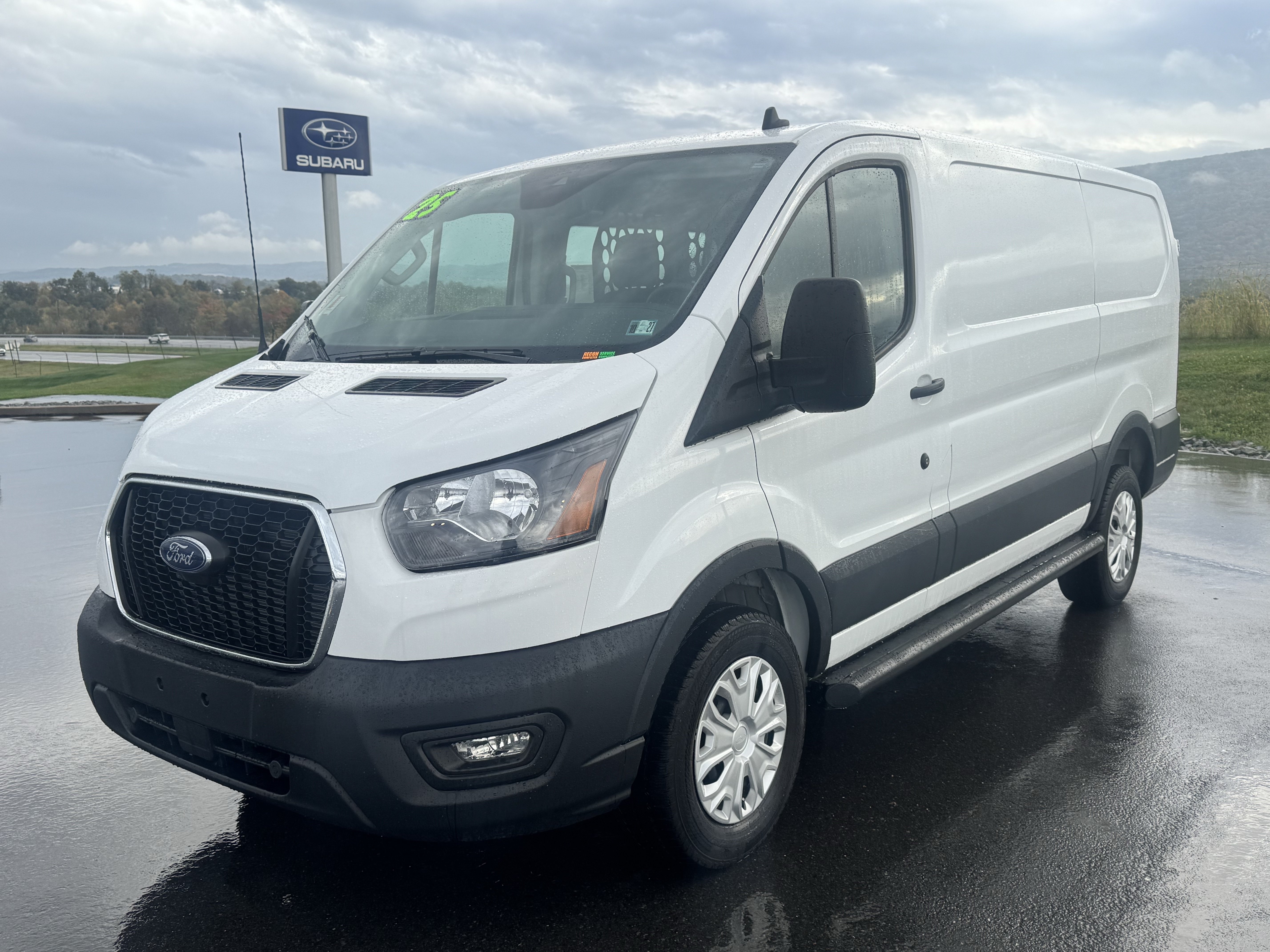 Used 2025 Ford Transit 250 Low Roof w/ Exterior Upgrade Package RWD image 8