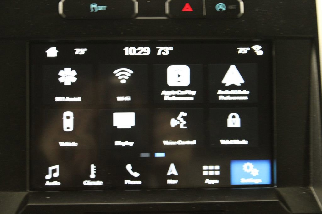 Used 2018 Ford F150 Lariat image 38