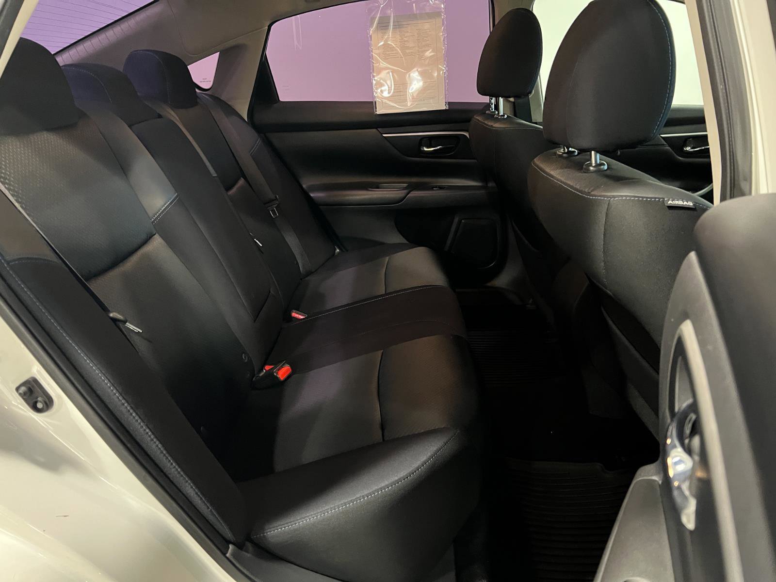 Used 2017 Nissan Altima 2.5 SR w/ LED Appearance Package image 32