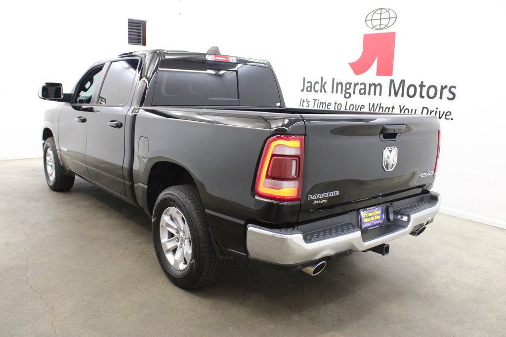 Used 2024 RAM 1500 Laramie AWD/4WD image 3