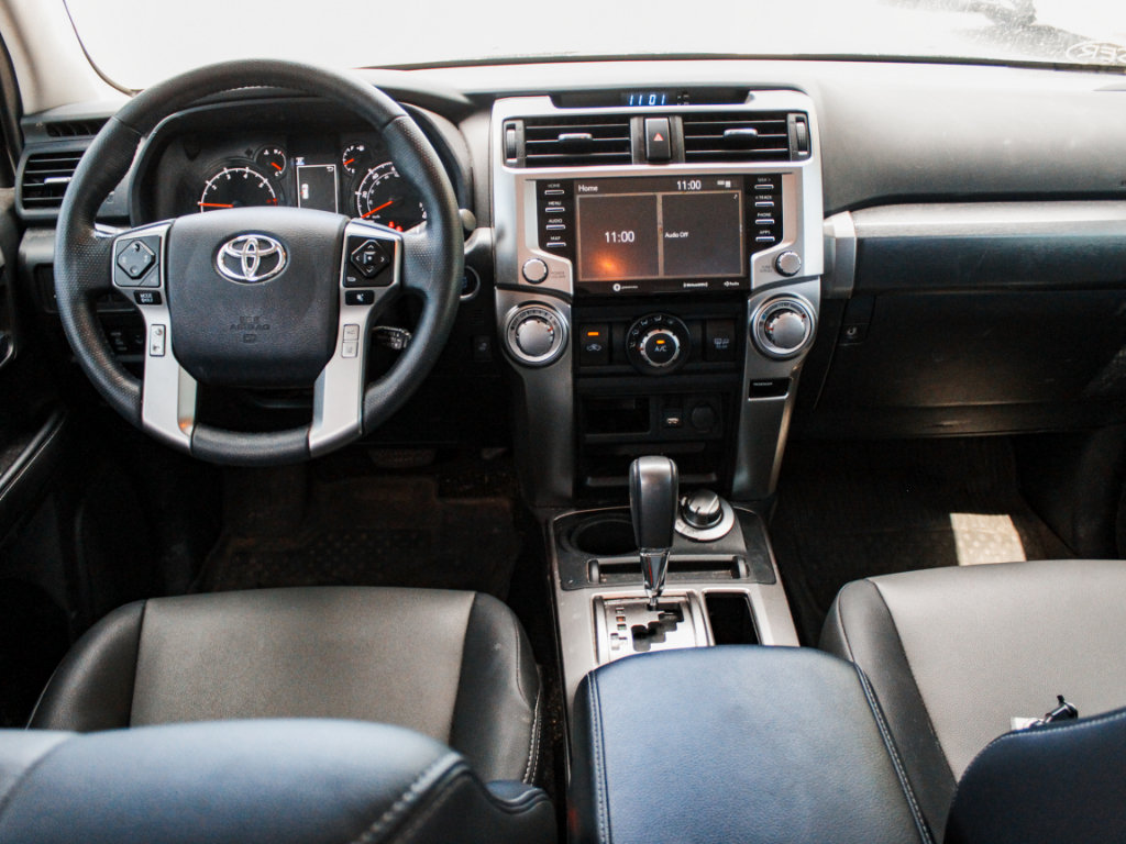 Used 2024 Toyota 4Runner SR5 Premium w/ Moonroof Package AWD/4WD image 27