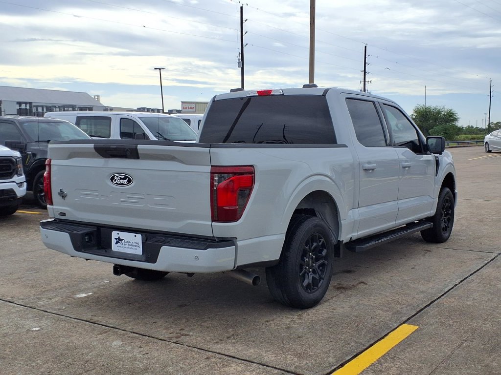 Used 2024 Ford F150 XLT w/ XLT Black Appearance Package RWD image 2