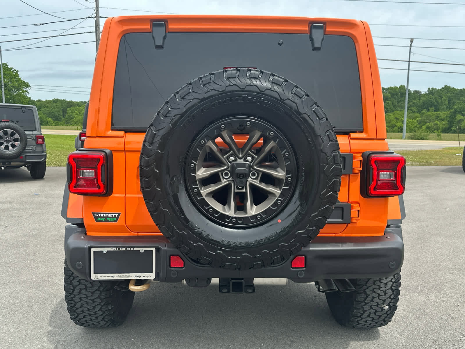 New 2025 Jeep Wrangler Unlimited Rubicon 392 image 12