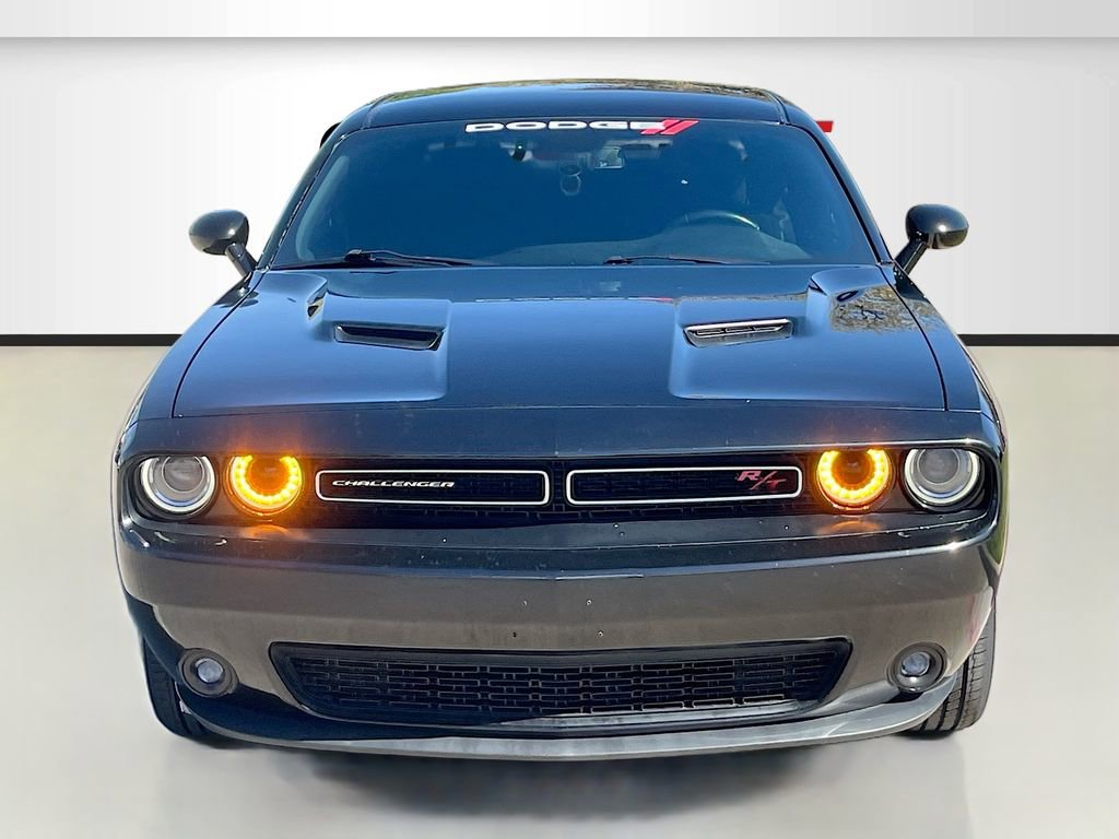 Used 2021 Dodge Challenger SXT RWD image 2