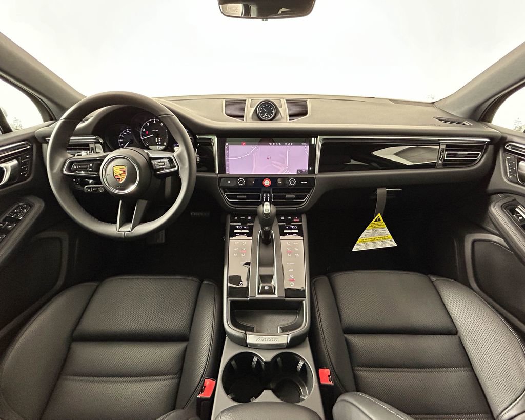 New 2026 Porsche Macan AWD/4WD image 13