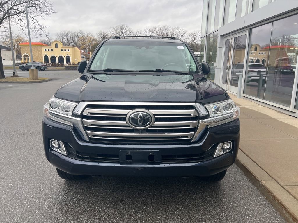 Used 2018 Toyota Land Cruiser image 54