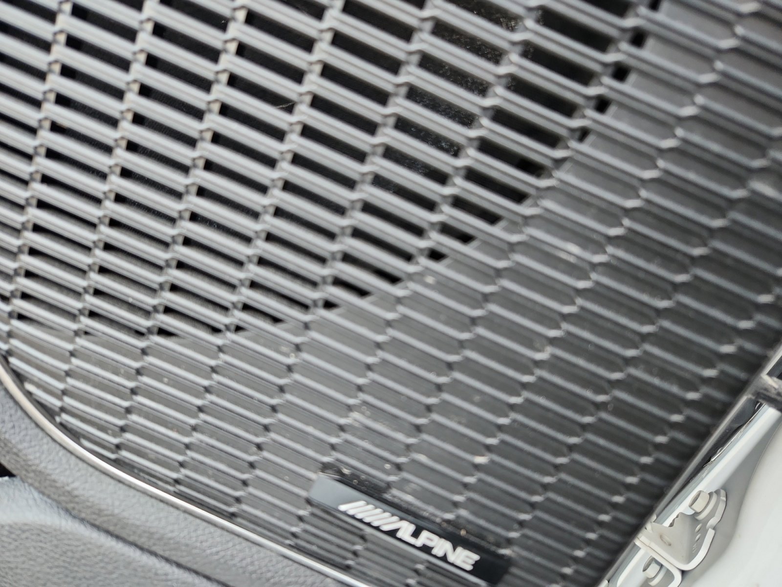 Used 2021 Jeep Grand Cherokee L Summit w/ Advanced Protech Group IV image 29