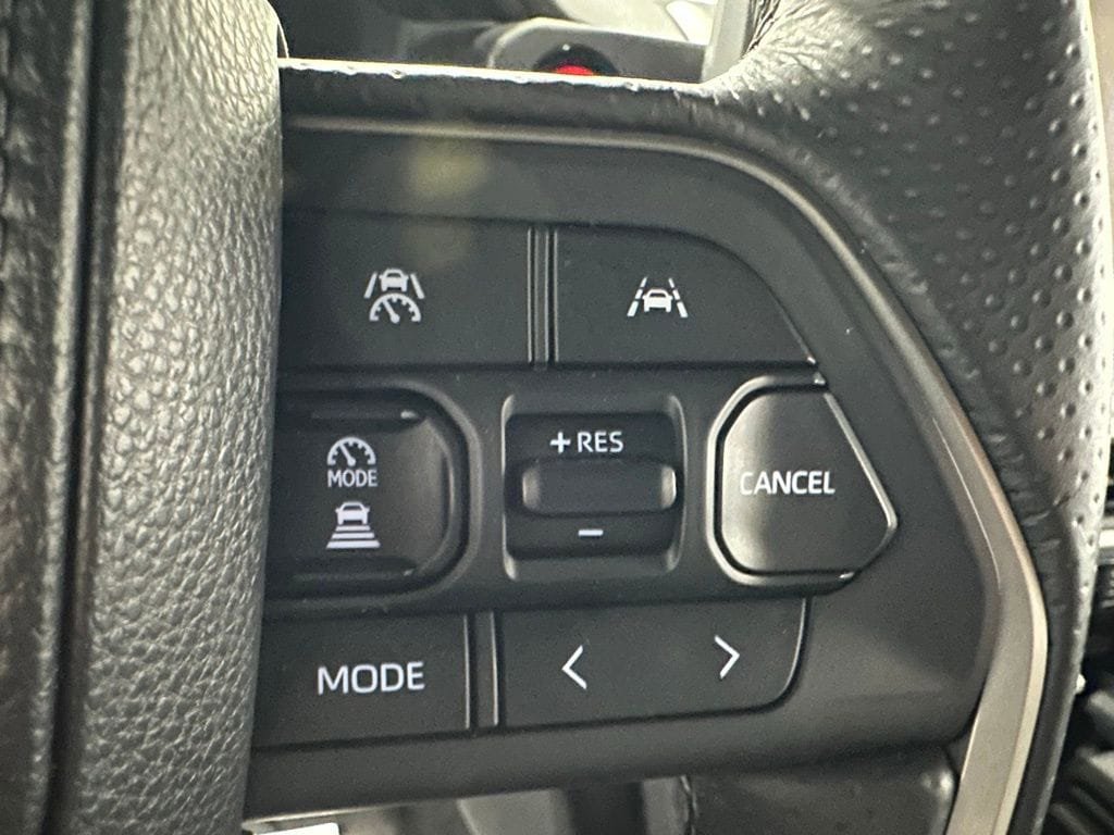 Used 2025 Toyota 4Runner TRD Off-Road AWD/4WD image 20