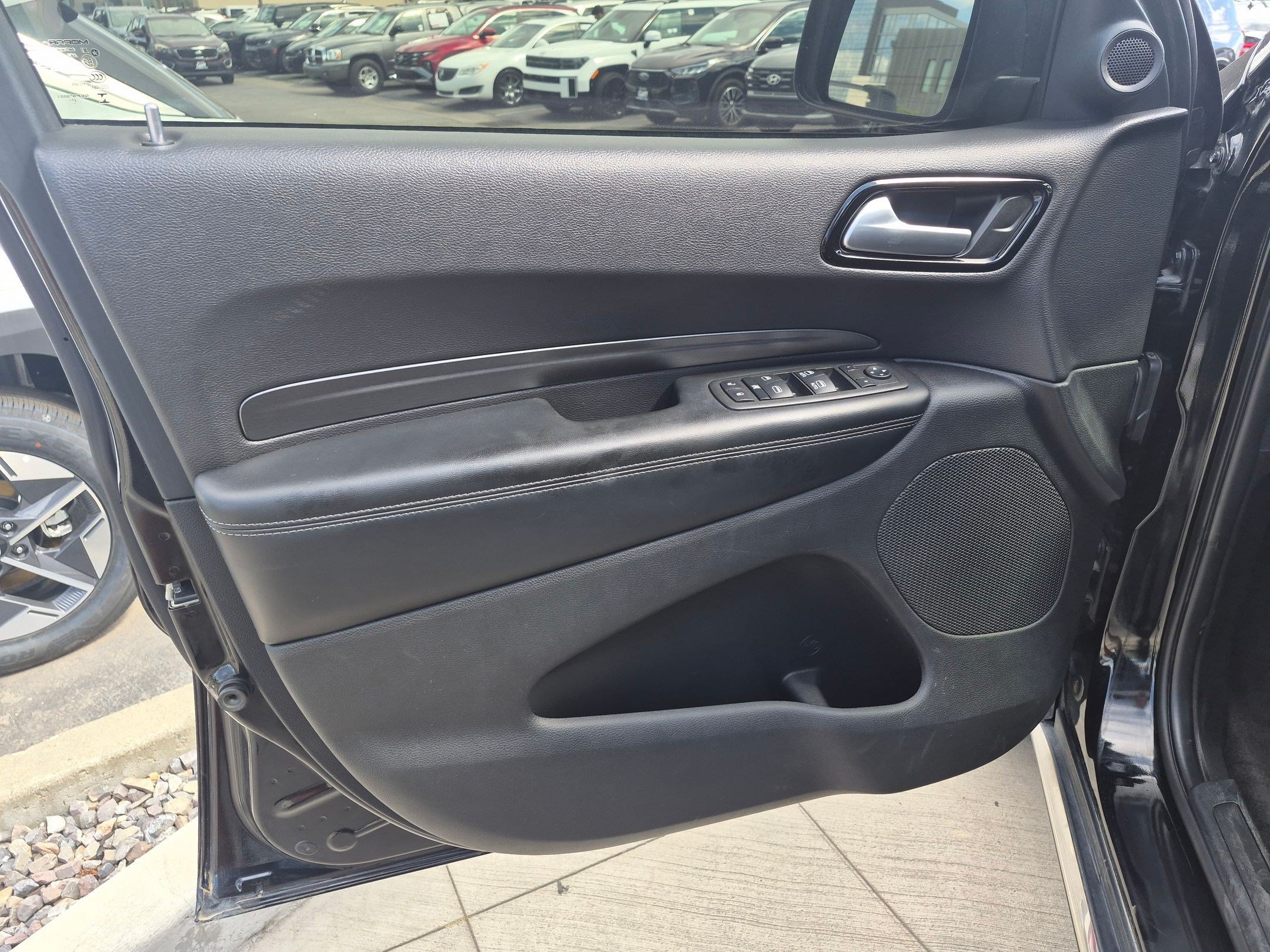 Used 2022 Dodge Durango SXT AWD/4WD image 14