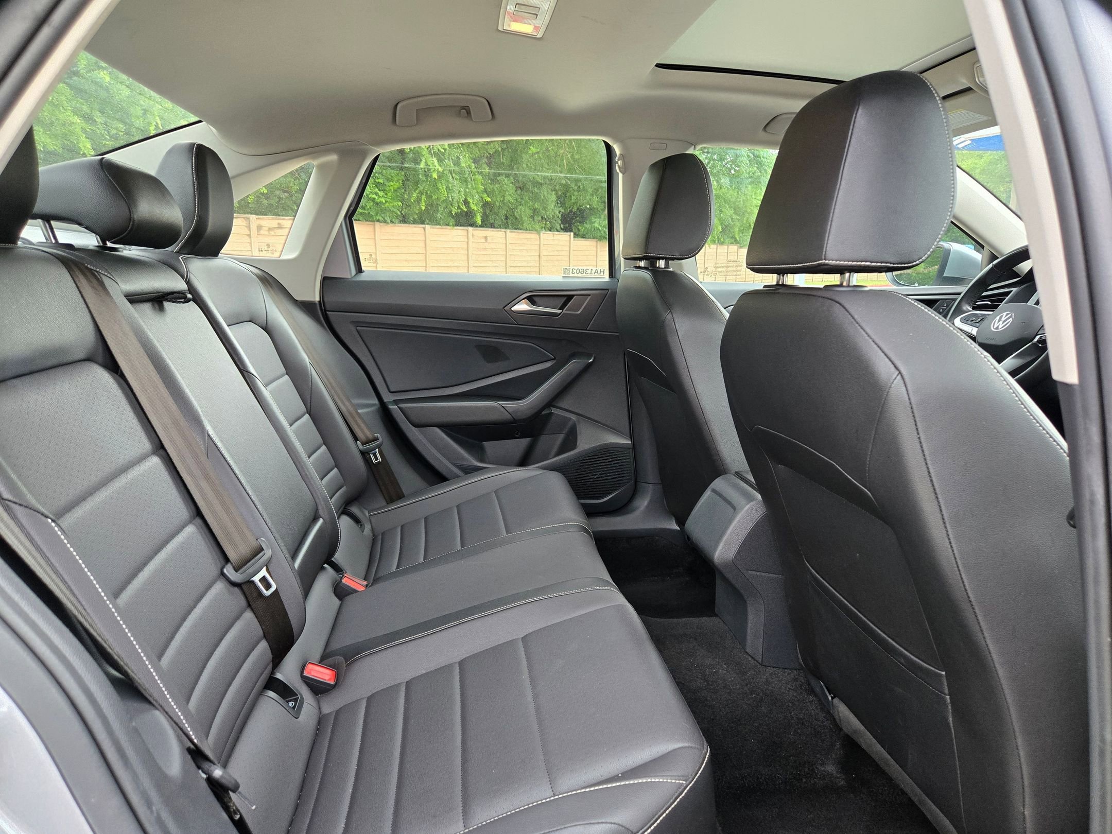 Used 2024 Volkswagen Jetta SE FWD image 25