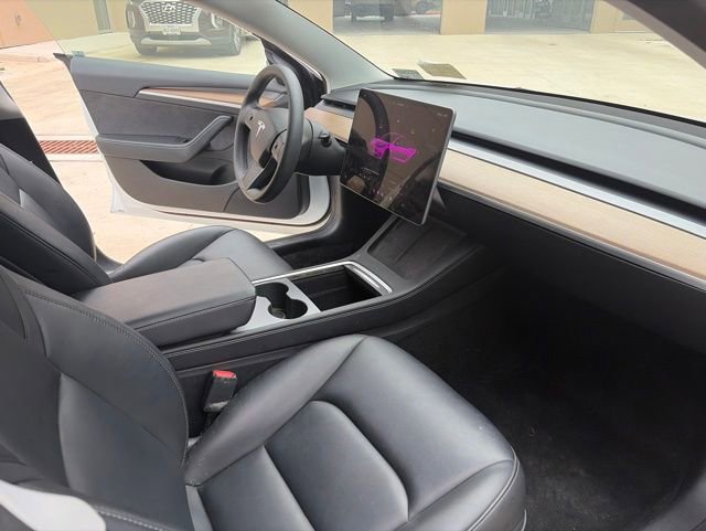 Used 2022 Tesla Model 3 Long Range AWD/4WD image 6