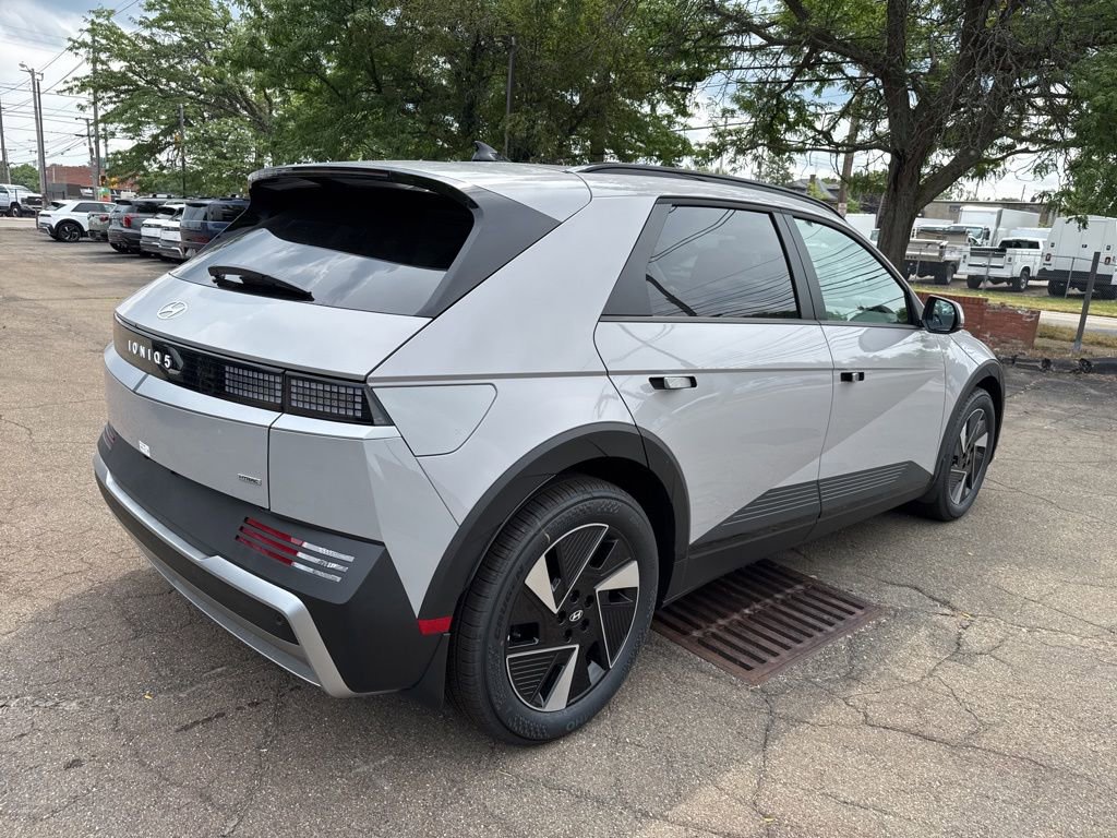 New 2025 Hyundai Ioniq 5 SEL image 7
