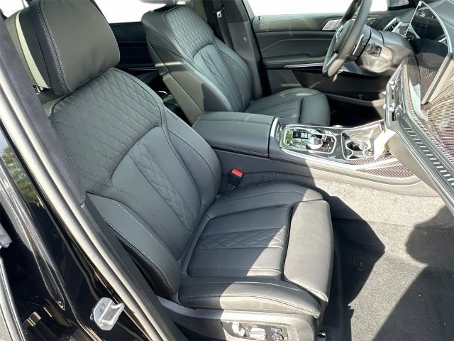 New 2027 BMW X7 M60i AWD/4WD image 31