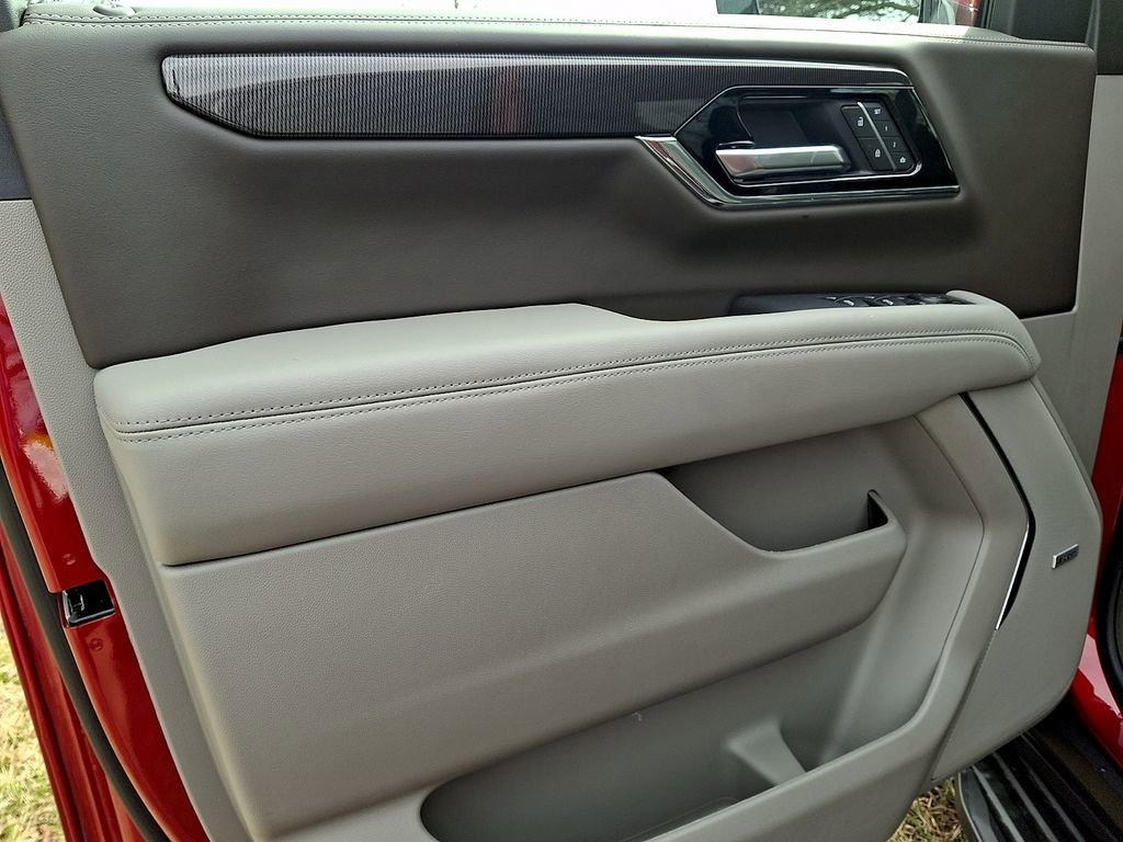 New 2026 GMC Yukon XL Elevation image 9