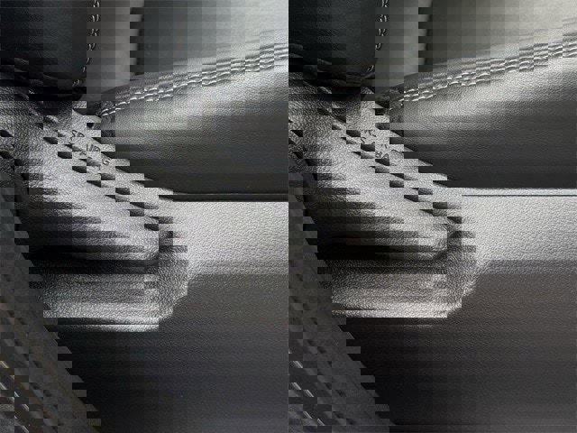 Used 2021 Toyota RAV4 XLE Premium image 32