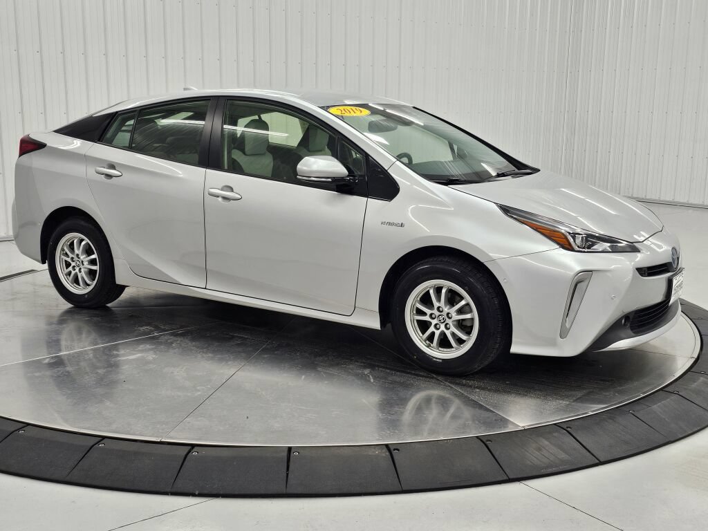 Used 2019 Toyota Prius XLE AWD/4WD image 7